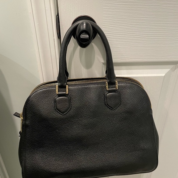 Tory Burch black pebbled leather Robinson triple zip bag. - Picture 6 of 6